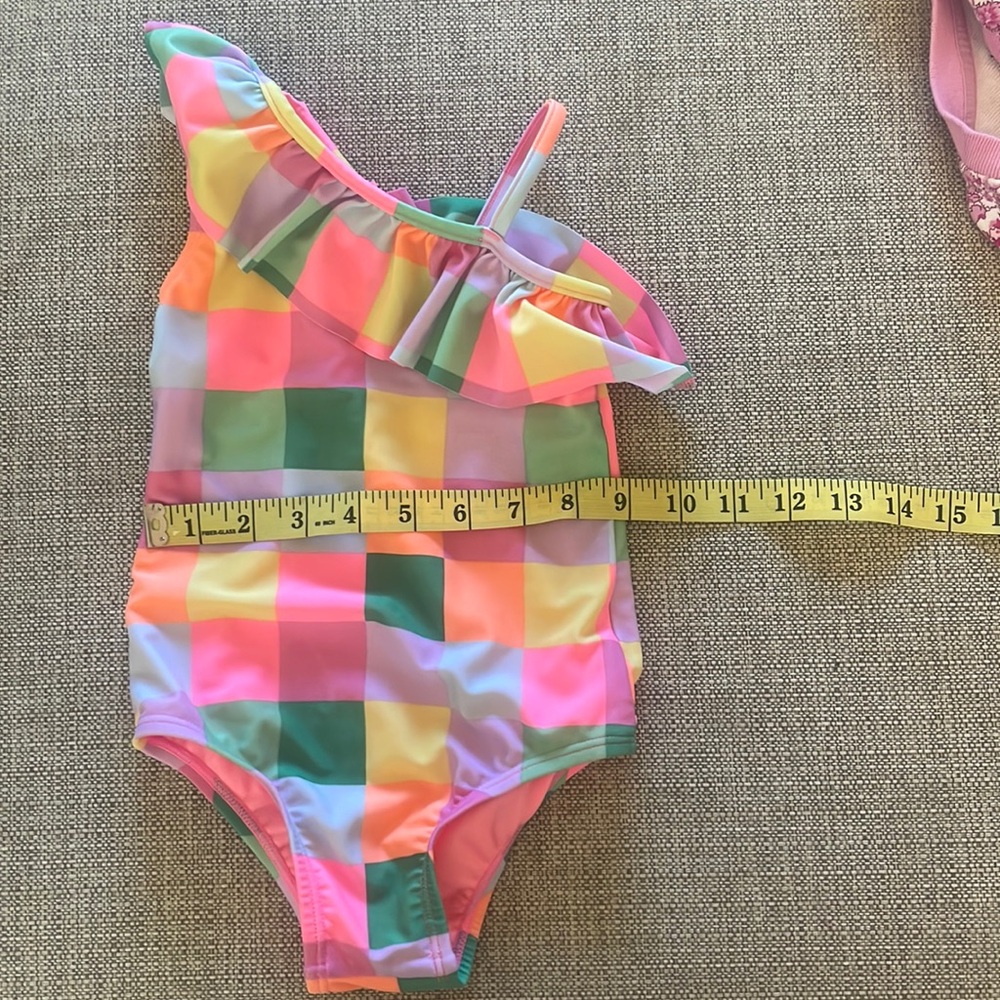 Gap bathing swimsuit.  Girl 4 T.